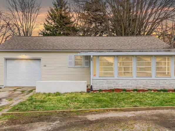 112 N 7th St, Pierceton, IN 46562