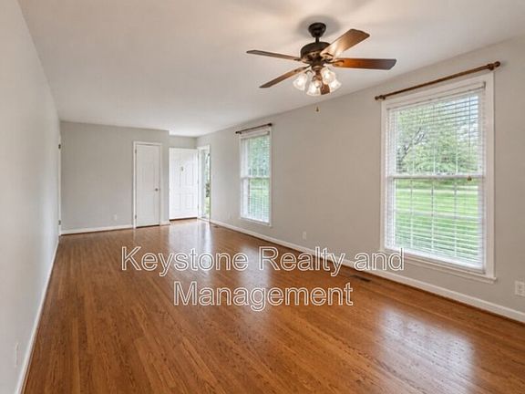 4th image of 2111 Fleming Rd