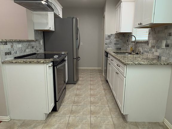 3rd image of 4613 Danville Dr