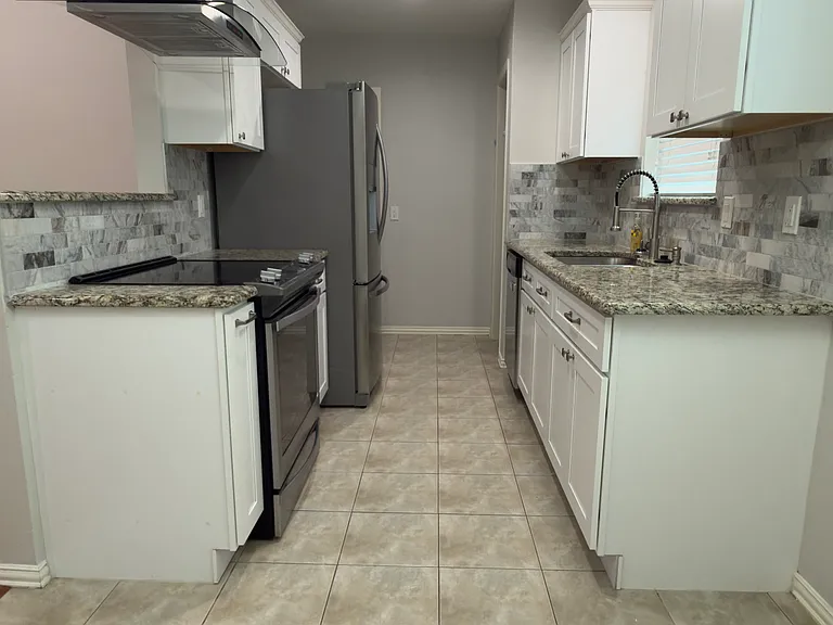4613 Danville Dr — Photo 3