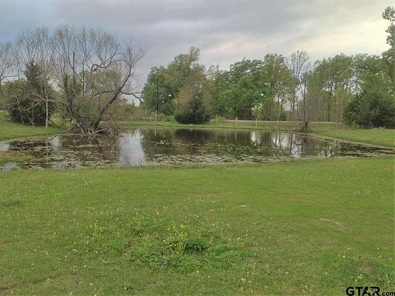 3rd image of 2520 Highway 69 S