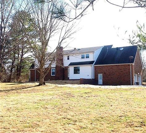 4th image of 2268 Henpeck Ln