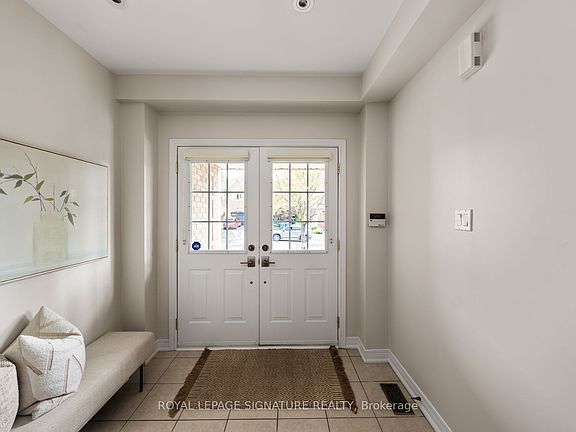 2nd image of 804 Sisler Ave