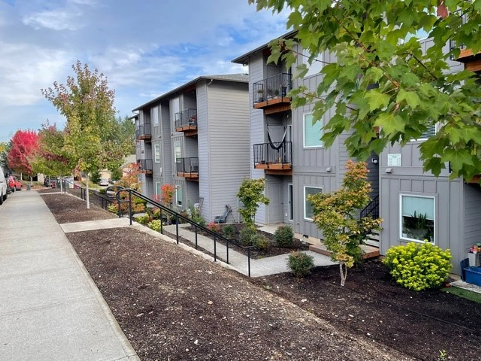River Valley Terrace — Photo 2