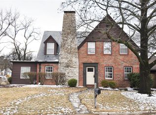33 W Glenwood Ln, Saint Louis, MO