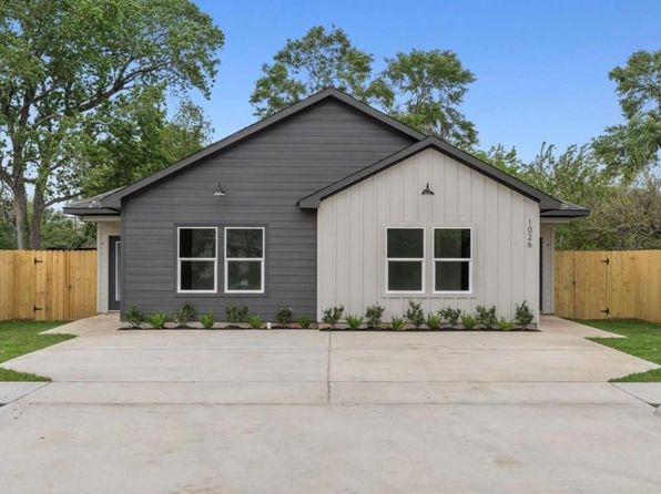 Property image for 8511 Prairie View Dr, Houston, TX 77088