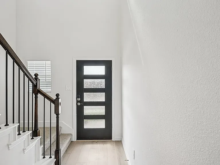 522 Blanton St — Photo 6
