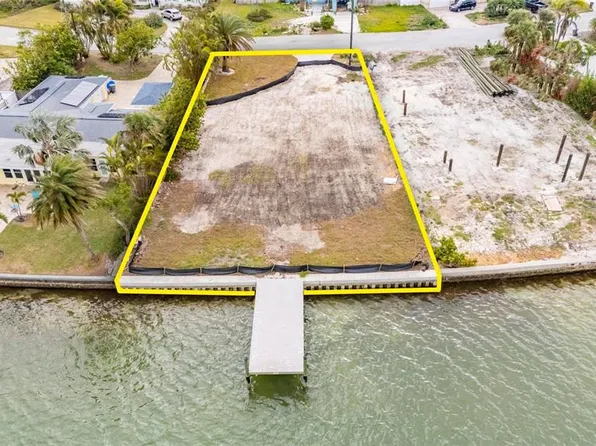 42 Dolphin Dr #42, Saint Petersburg, FL 33706