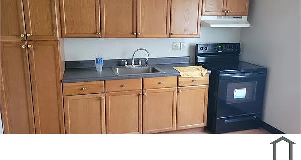 2 bed, 1040 sqft, $2,200 — Photo 1