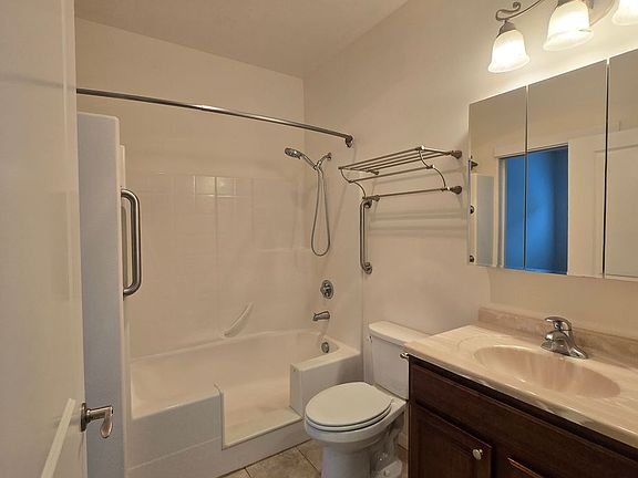 5th image of 1605 10th St #1