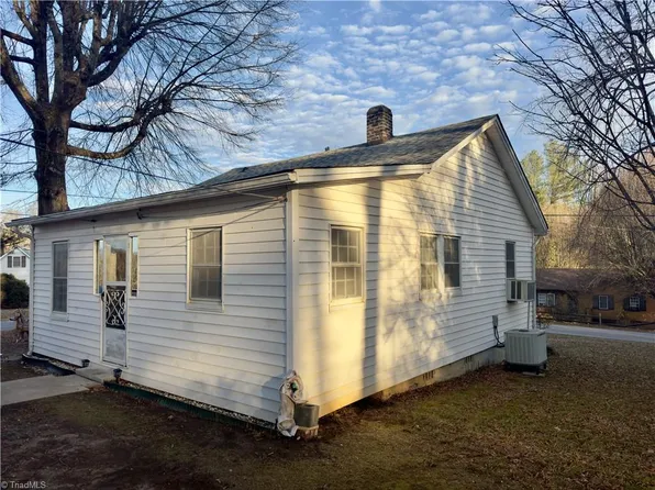 475 Elledge Mill Rd, North Wilkesboro, NC 28659