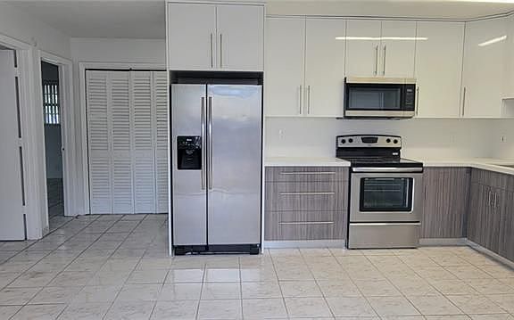 4th image of 2245 Sheridan St #1