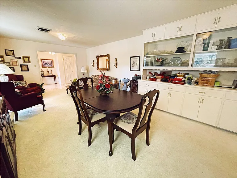 700 Shanklin Rd — Photo 30