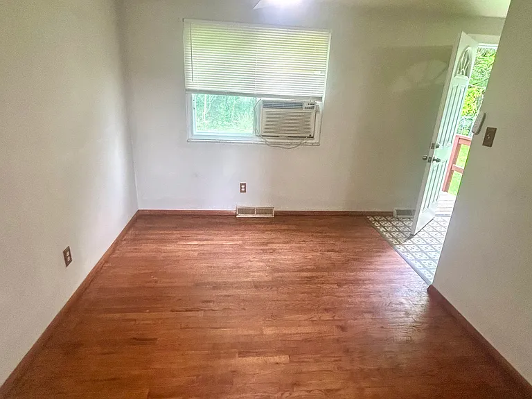 6583 Sentry Ave — Photo 15