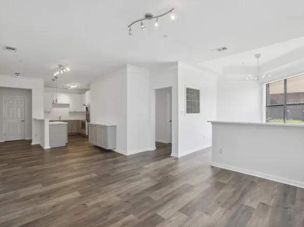 400 17th St NW Unit 2031, Atlanta, GA 30363