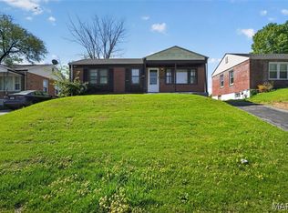 238 Emerling Dr, Saint Louis, MO 63121