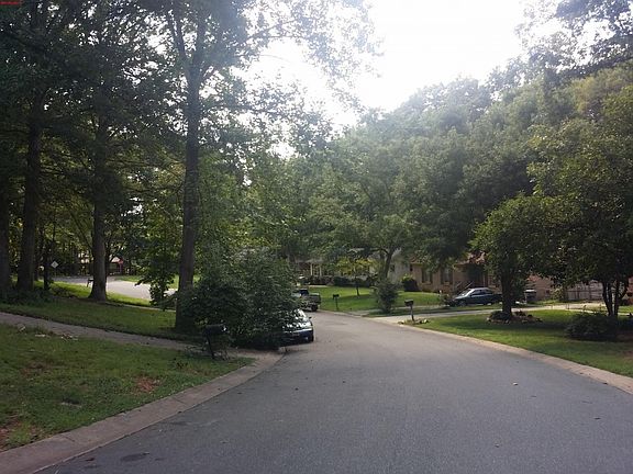 4th image of 6212 Cross Creek Ln