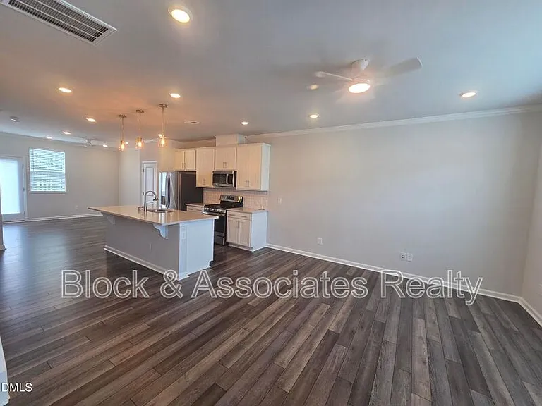 451 Carolina Springs Blvd — Photo 12