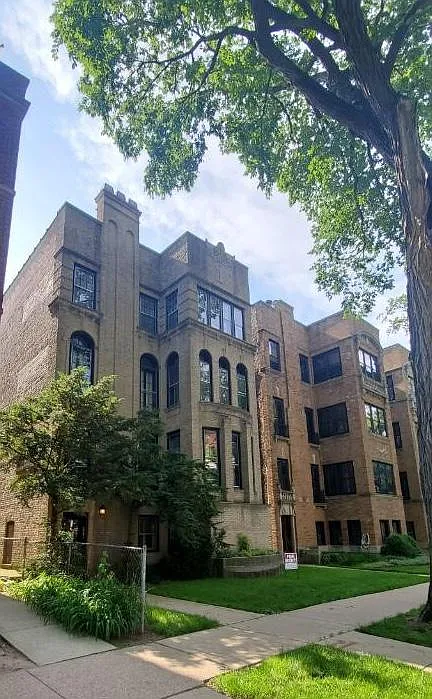 Building Photo - 536 Sheridan Rd