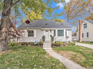 906 Mayfield Dr, Royal Oak, MI