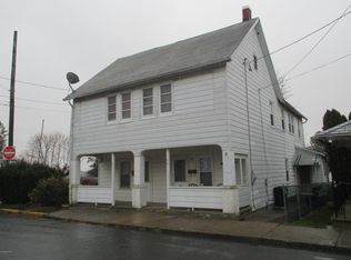 43 Dewey St, East Bangor, PA 18013