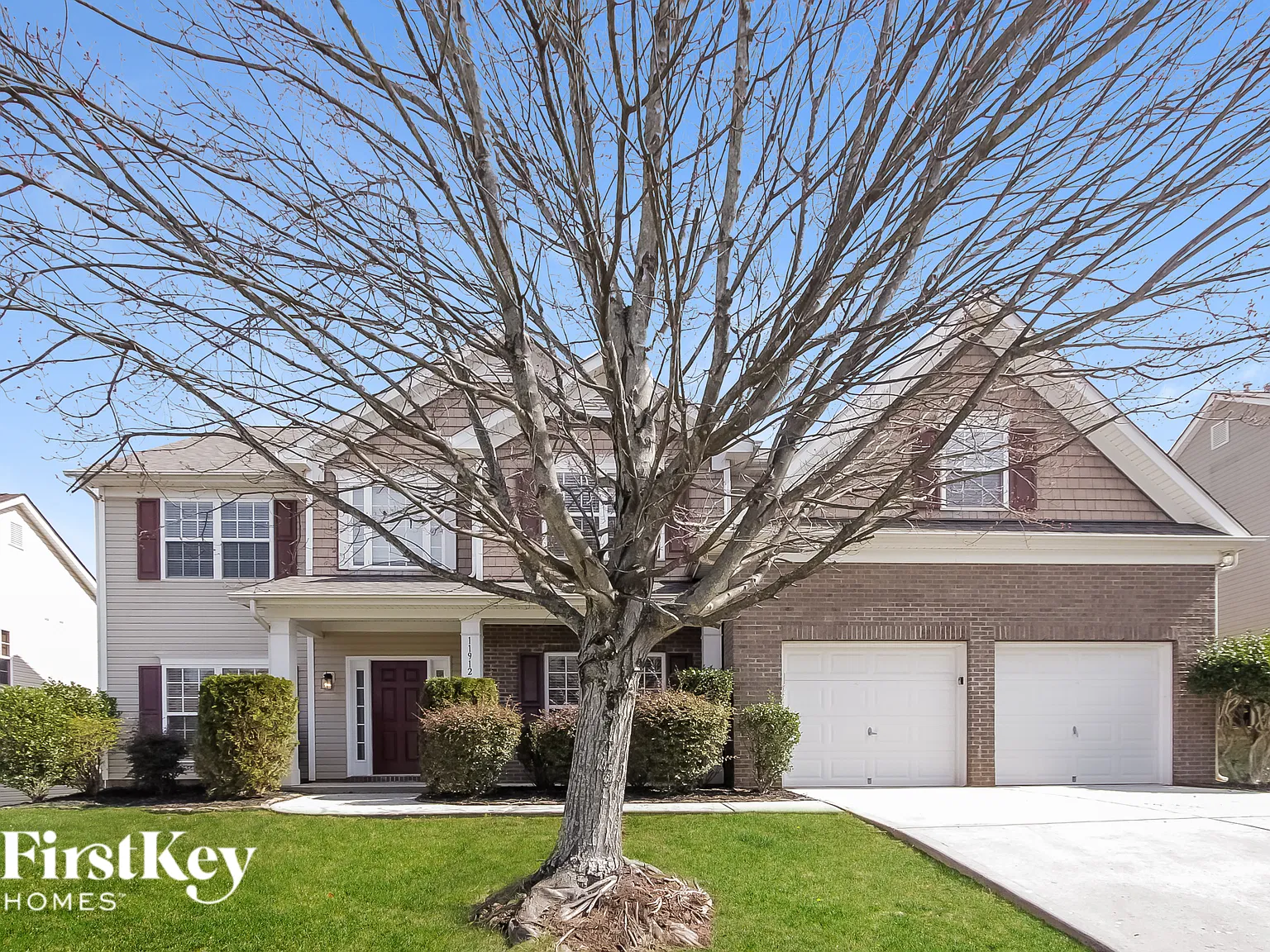 4 bed, 3.5 bath, 3696 sqft, $3,520 — Photo 1
