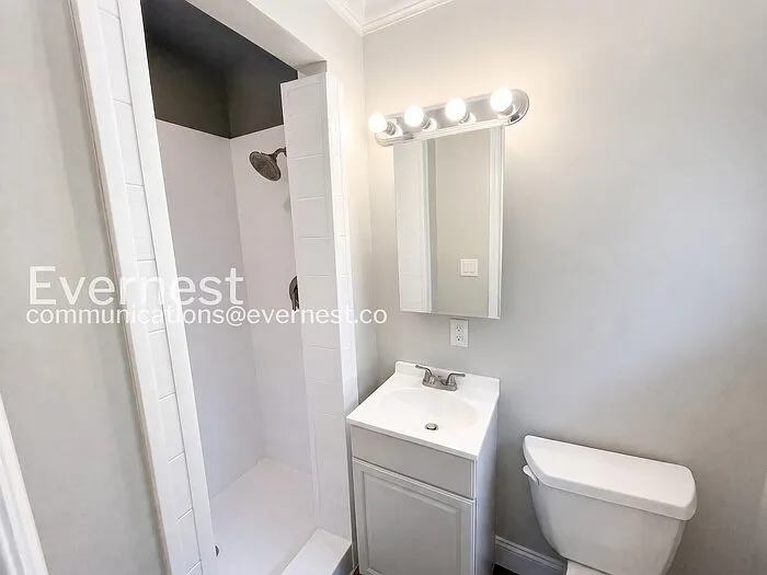 5526 Crestview Dr — Photo 19
