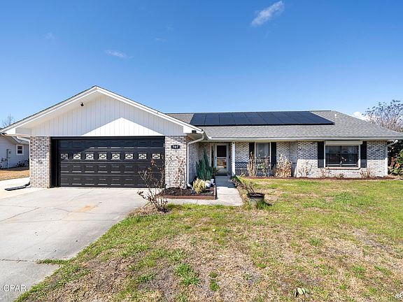 2nd image of 707 Plantation Cir