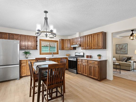 2nd image of 2184 Floral Dr