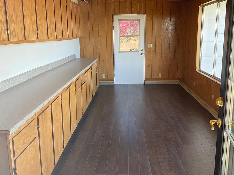 8785 Regency Rd — Photo 25
