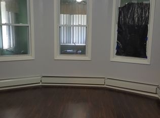 96-14 35th Ave, Flushing, NY 11368