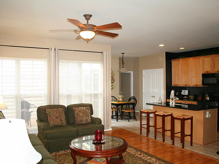 9135 Stonegarden Dr — Photo 11