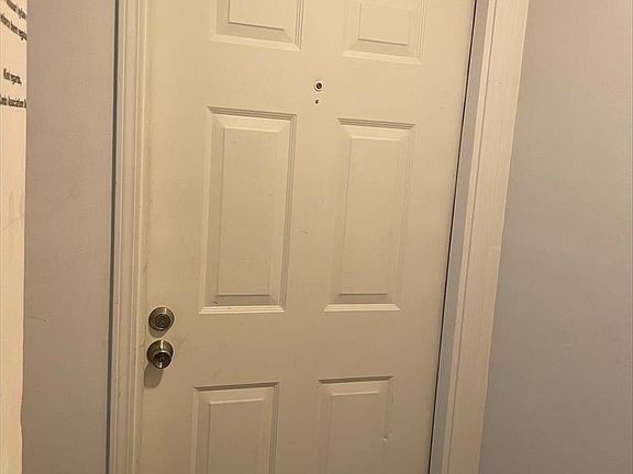 3rd image of 9718 Raintree Village Dr #3D