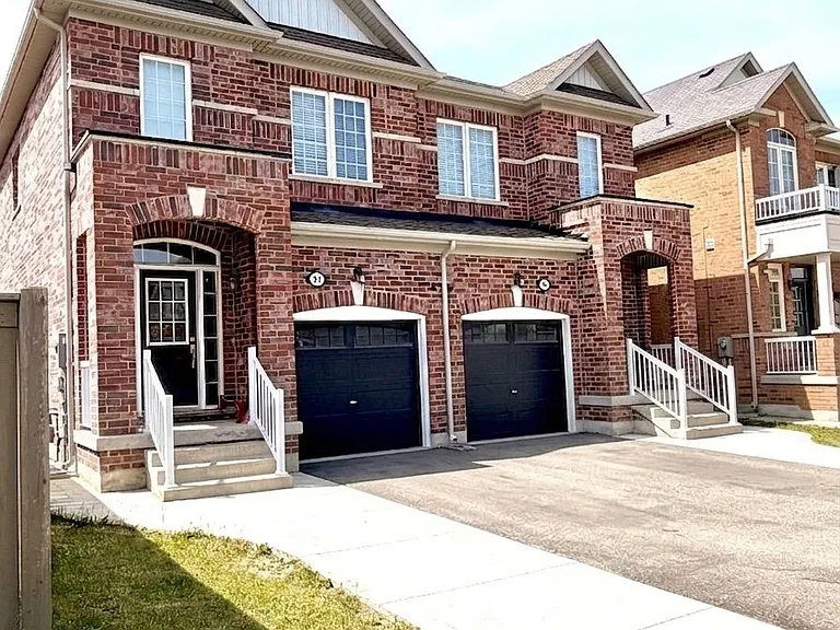 41 Crumlin Cres — Photo 3