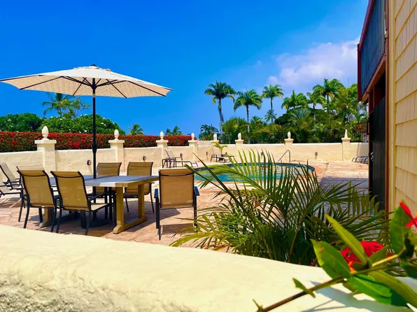 (undisclosed Address), Kailua Kona, HI 96740