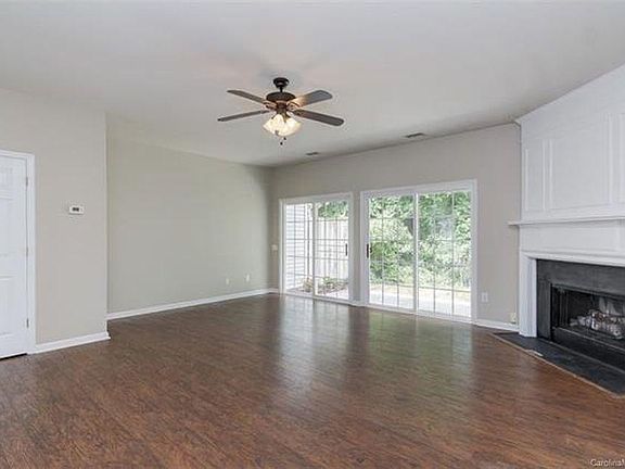 5th image of 2707 Thornbush Ct