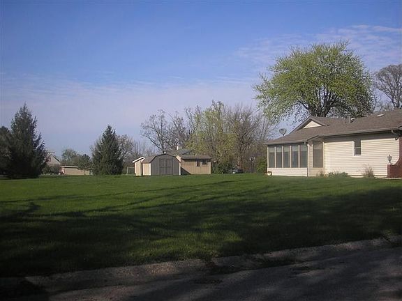 3rd image of 4950 E 75th Pl