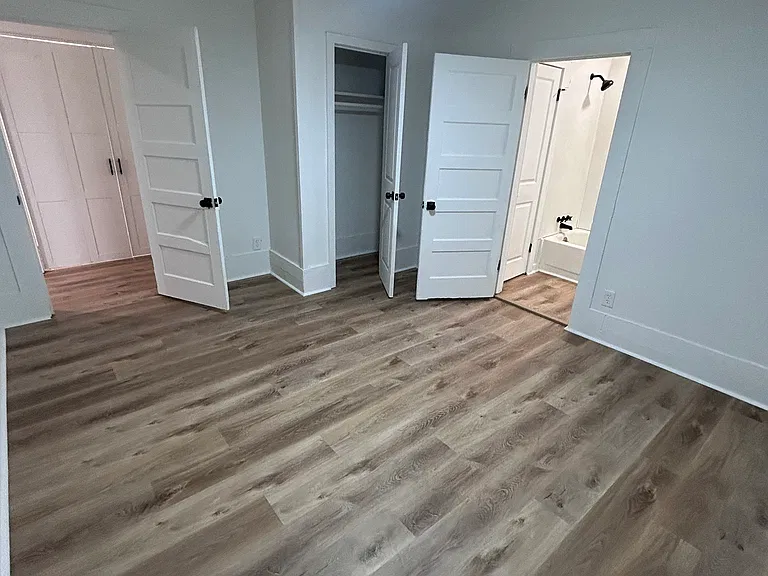 112 Moore Ave — Photo 28