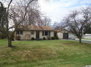 1327 Gerry Dr, Jackson, MI 49202