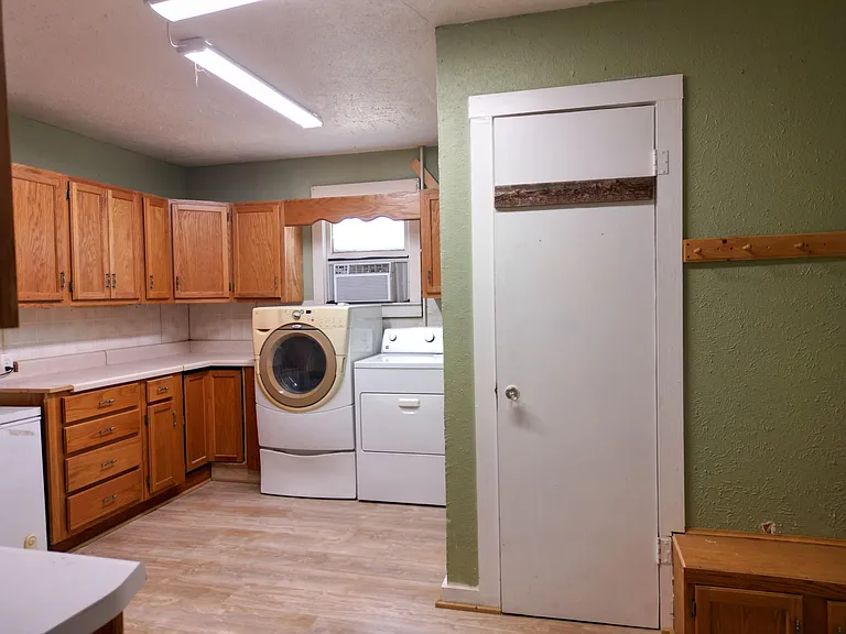 9405 E FM 174 — Photo 7