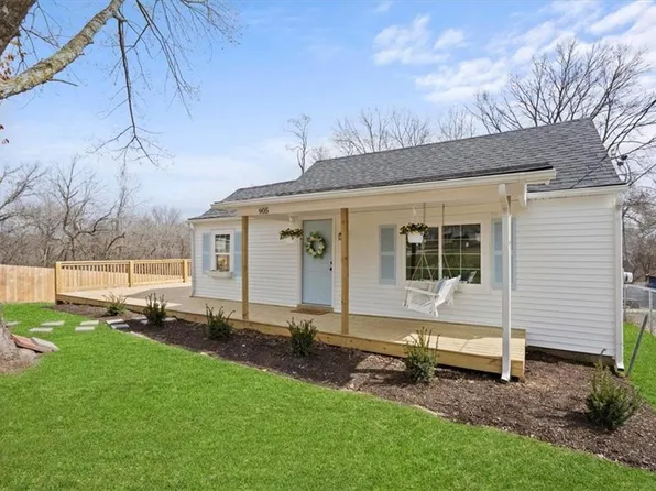 905 N 61st St, Kansas City, KS 66102