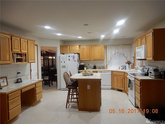 4th image of 3805 Browns Point Blvd