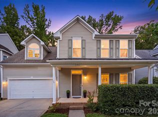11911 Royal Castle Ct, Charlotte, NC 28277