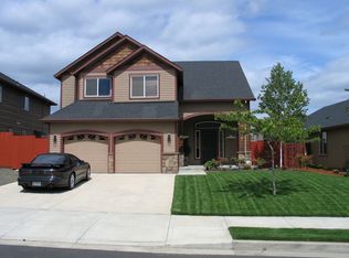 33663 SE June Ln, Scappoose, OR 97056