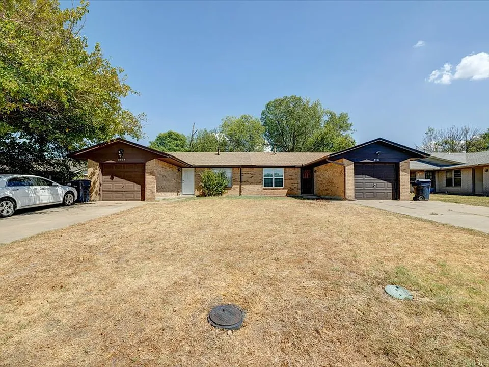 8506 S Drexel Pl