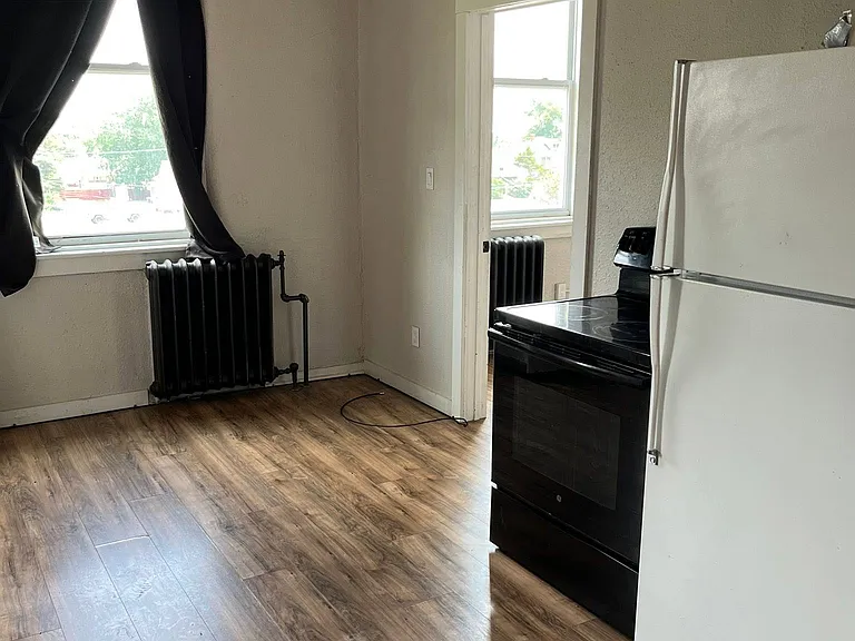 112 N Ninnescah St #304 — Photo 2