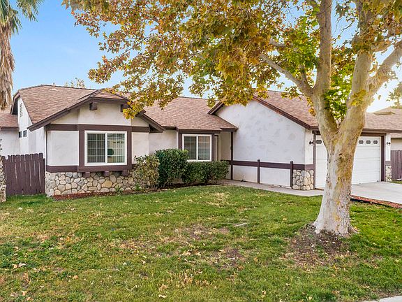 2nd image of 4246 Desert Aire Ave