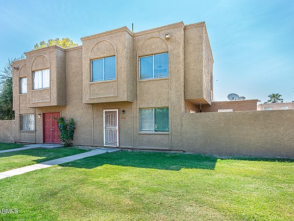 2nd image of 6836 W Devonshire Avenue #268