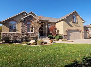 11322 S Via Bonito Dr, South Jordan, UT 84095