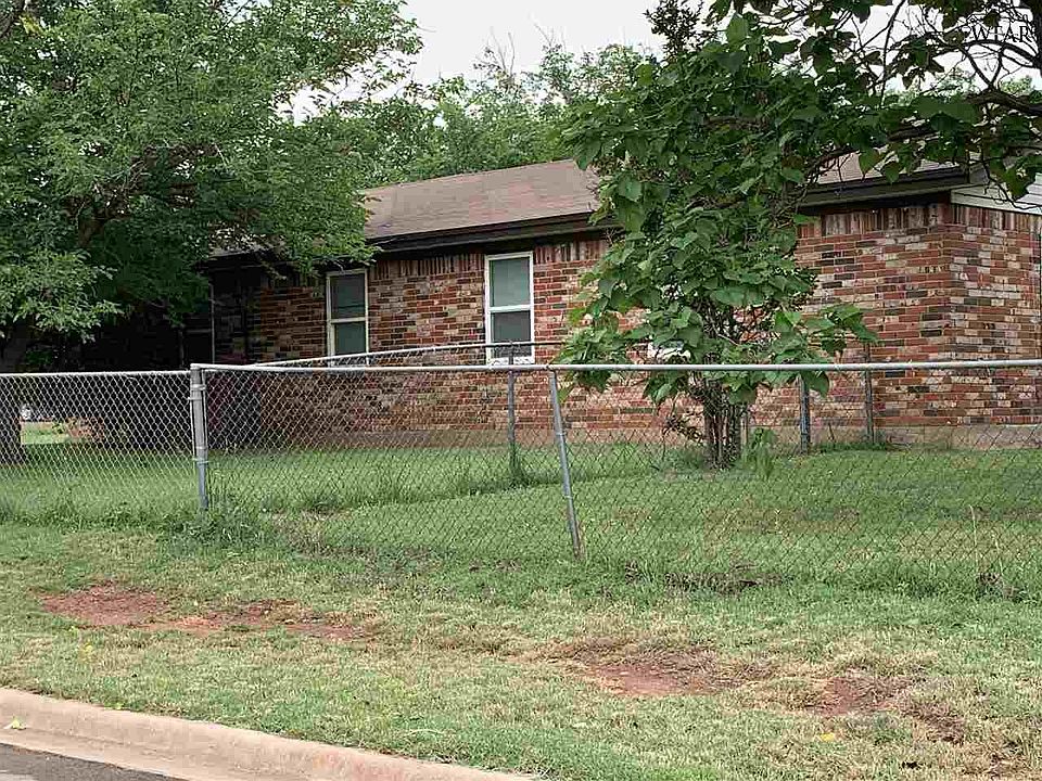 2nd image of 1332 Sunset Dr